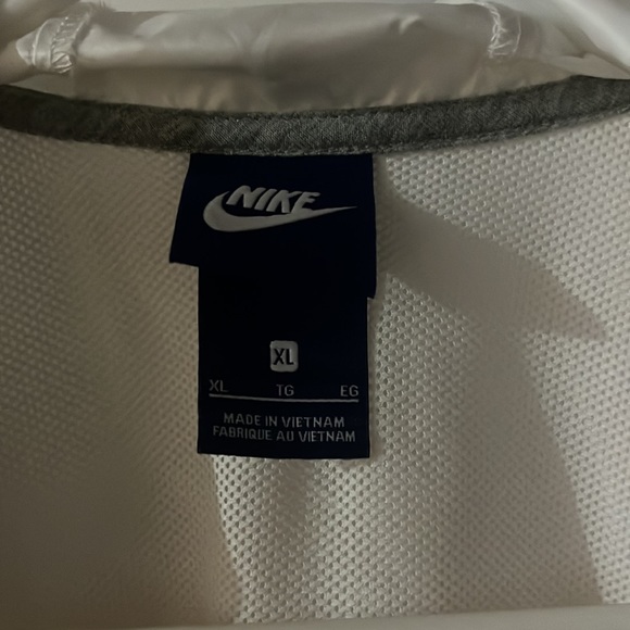 Nike Windbreaker. Pink, gray, and white. Size XL - Picture 2 of 10